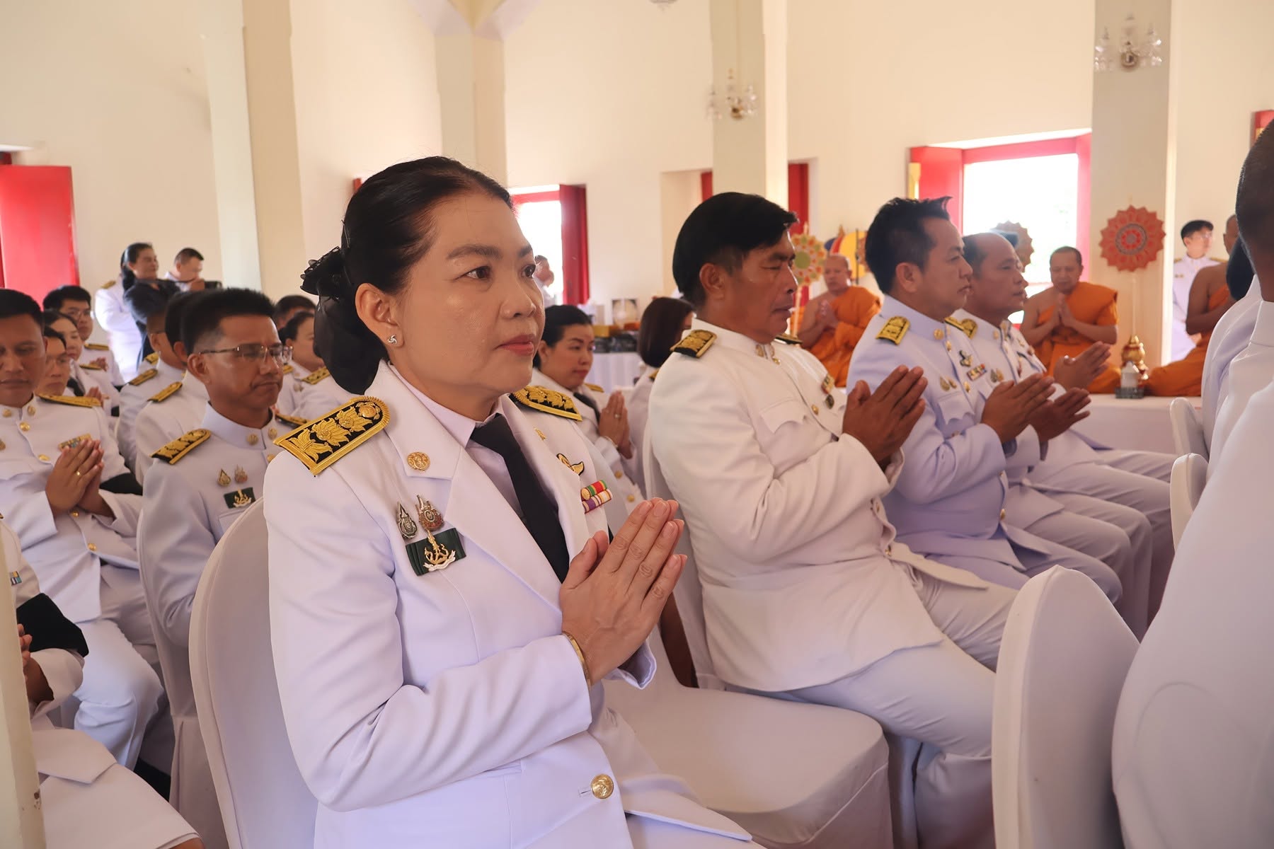 title - ส.ป.ก. ยโสธร ร่วมพิธีทำบุญตักบาตรและพิธีบำเพ็ญกุศล (สัตตมวาร ๗ วัน) เพื่ออุทิศถวายเป็นพระกุศล สมเด็จพระเจ้าลูกเธอ เจ้าฟ้าพัชรกิติยาภา นเรนทิราเทพยวดี กรมหลวงราชสาริณีสิริพัชร มหาวัชรราชธิดา  ณ วัดศรีธรรมาราม (พระอารามหลวง) อำเภอเมืองยโสธร จังหวัดยโสธร